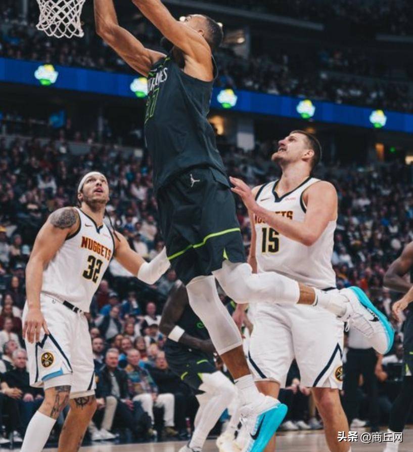 转折点克里夫兰骑士止住颓势风云突变尼斯清晨止住颓势，摩纳哥完成体检备战CBA季后赛看傻球迷的简单介绍