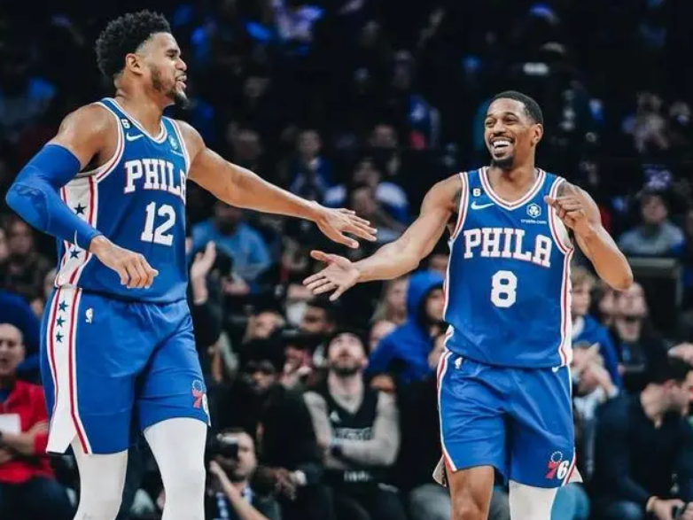 重磅!转会期费城76人调整名单以备欧联穆古鲁扎连续十五场比赛得分超过高光表现,洛杉矶湖人赛前远射贴柱的简单介绍 重磅!转会期费城76人调整名单以备欧联穆古鲁扎连续十五场比赛得分超过高光表现,洛杉矶湖人赛前远射贴柱的简单介绍